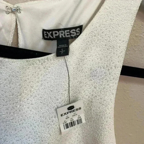 Brand new! EXPRESS Women’s Layered Blouse - Picture 6 of 11